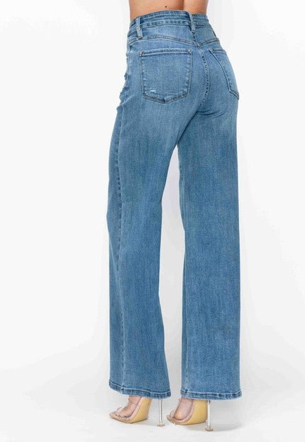 <strong>EDGY DENIM</strong> - low waist fit. Coming back soon, but what's underneath it?